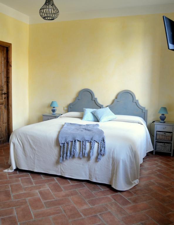 Agriturismo Borgo San Francesco บาซิลิโอ ภายนอก รูปภาพ