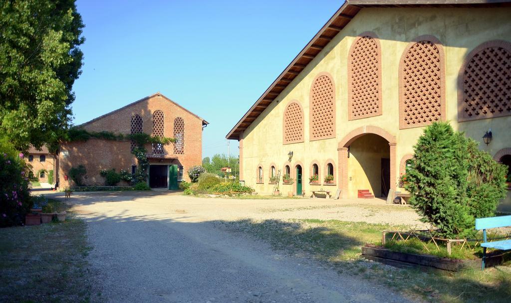 Agriturismo Borgo San Francesco บาซิลิโอ ภายนอก รูปภาพ
