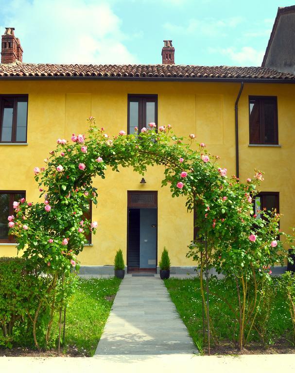 Agriturismo Borgo San Francesco บาซิลิโอ ภายนอก รูปภาพ
